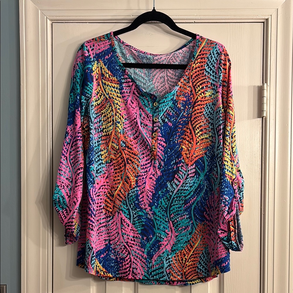 Lilly Pulitzer Eletric Feel Porter Henley 100% Cotton Long Sleeve Tee size XL
